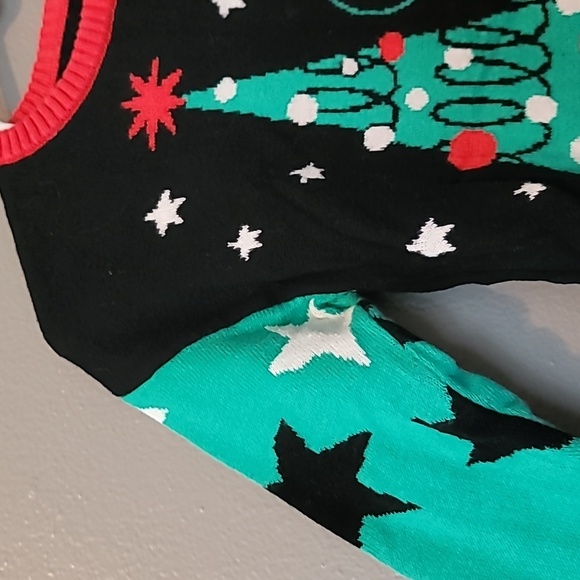 Minnie Mouse Christmas Sweater - Picture 3 of 5